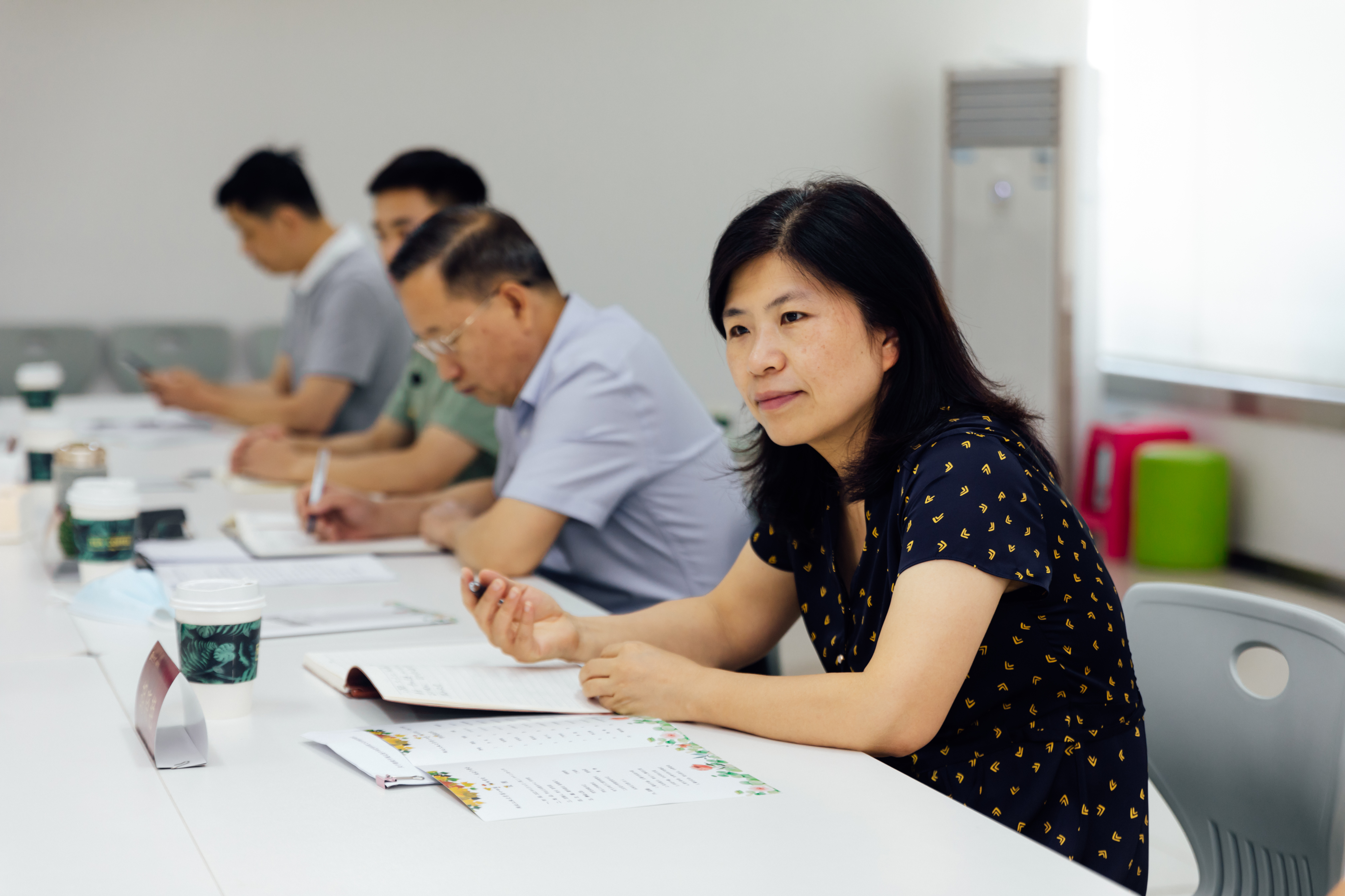 学校举办第十四期“梧桐有约”·校长午餐会