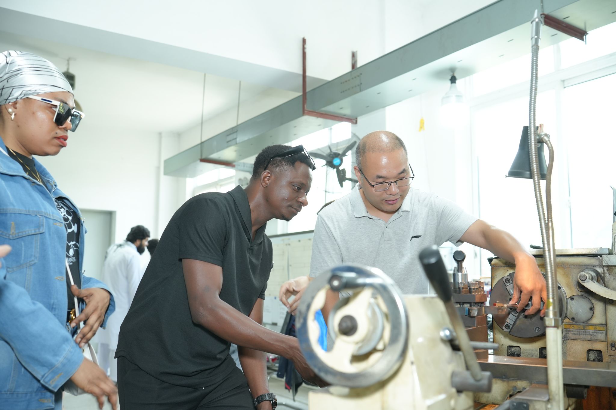 外交学院发展中国家"国际关系硕士项目"研修班代表团来访交流