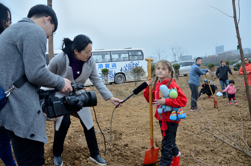 TreePlanting_15.JPG