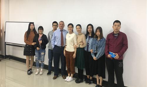 s_118108212.jpg